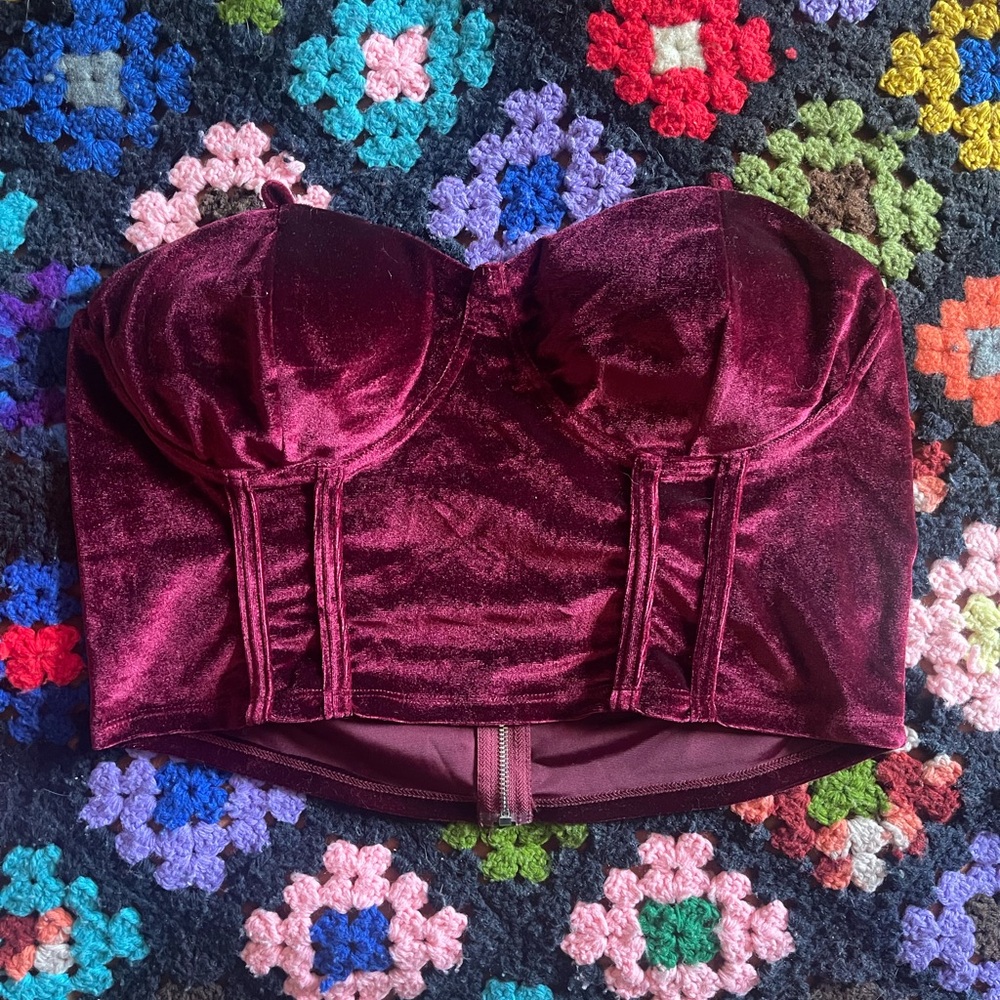SHEIN Curve Burgundy Top